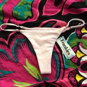 Frankie’s bikinis bottom